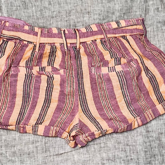Free People shorts - Picture 2 of 3